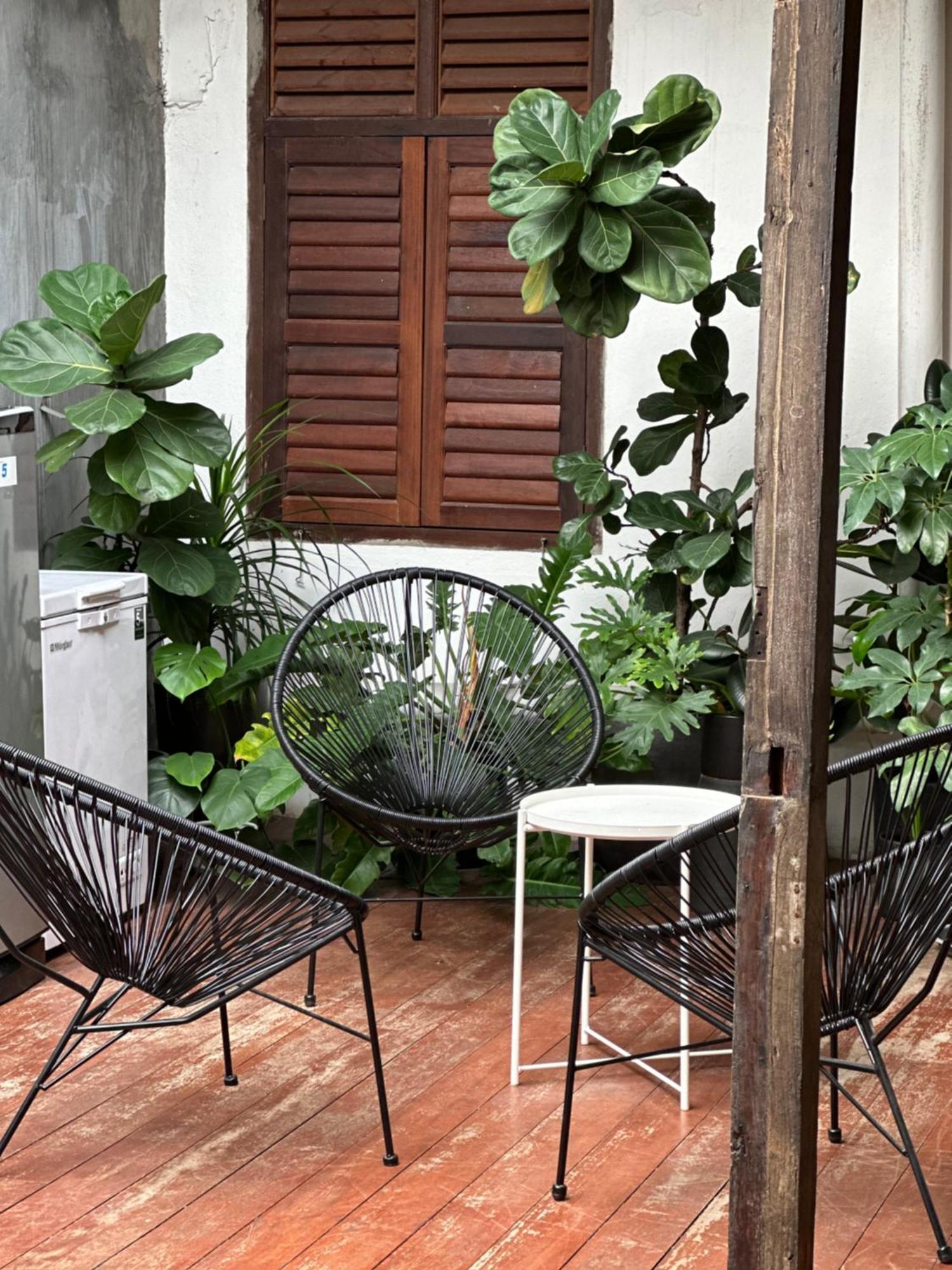 The Frame Guesthouse Джордж Таун Екстериор снимка