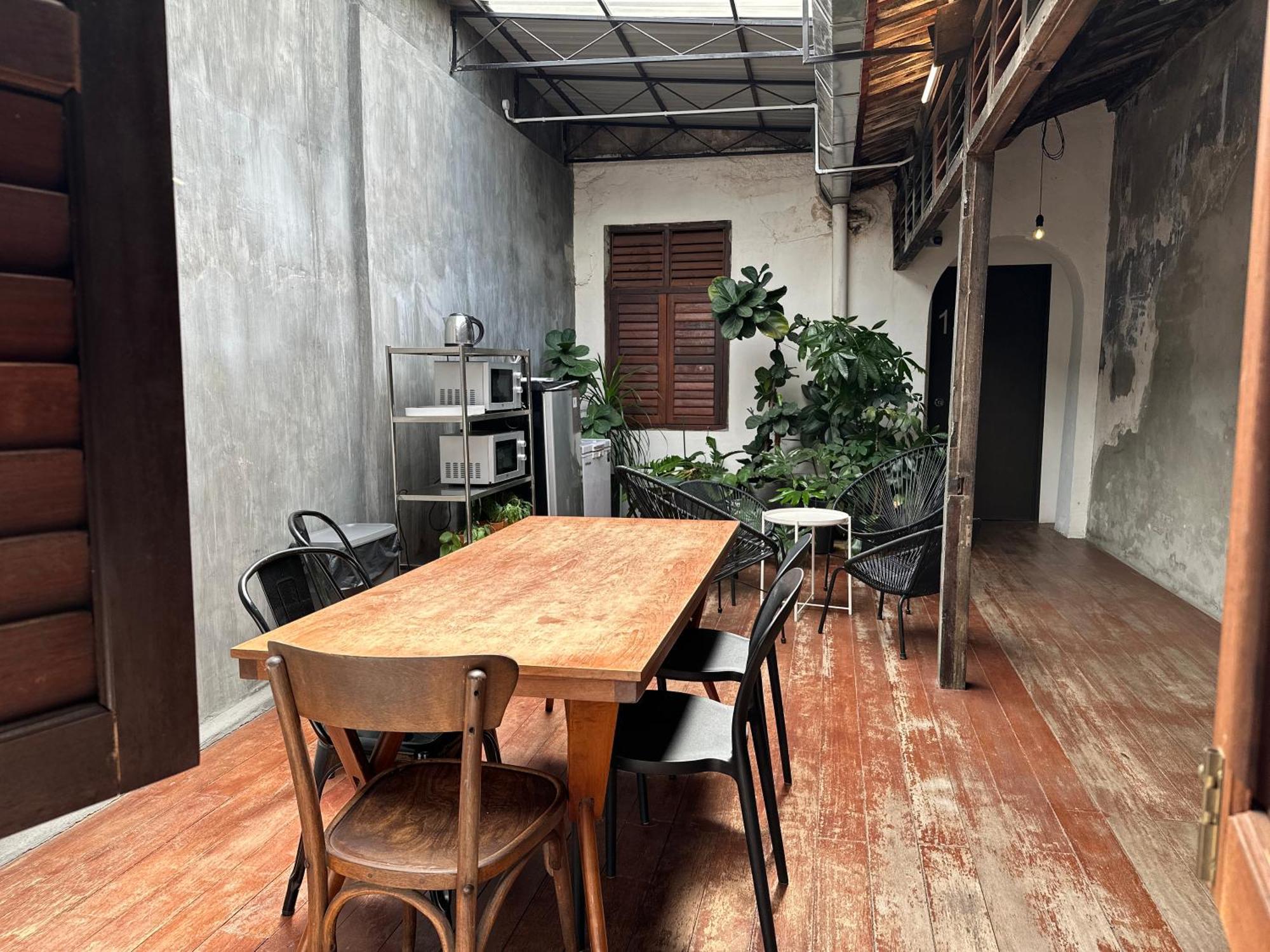 The Frame Guesthouse Джордж Таун Екстериор снимка