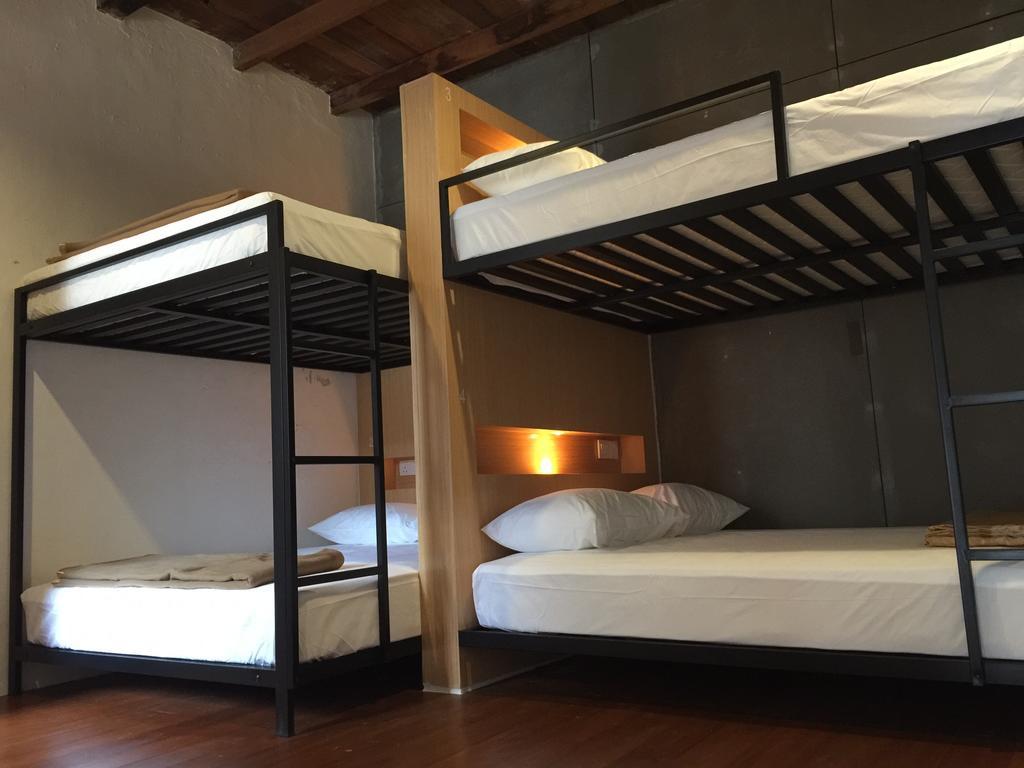The Frame Guesthouse Джордж Таун Екстериор снимка