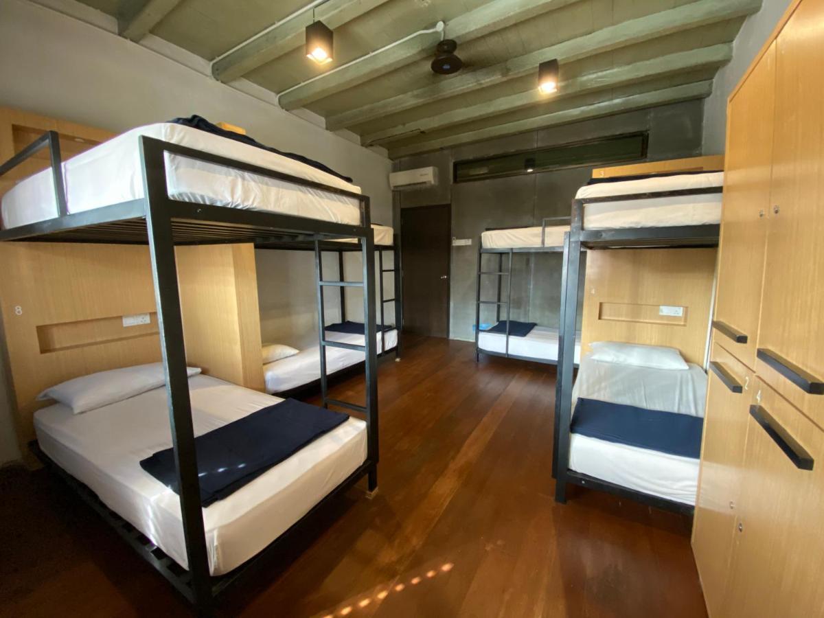 The Frame Guesthouse Джордж Таун Екстериор снимка