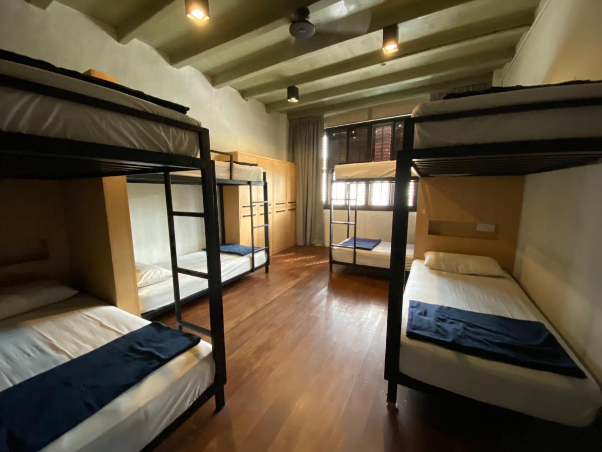 The Frame Guesthouse Джордж Таун Екстериор снимка